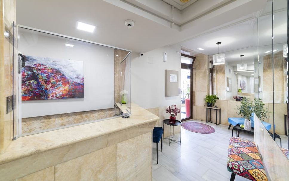 Front desk Photo