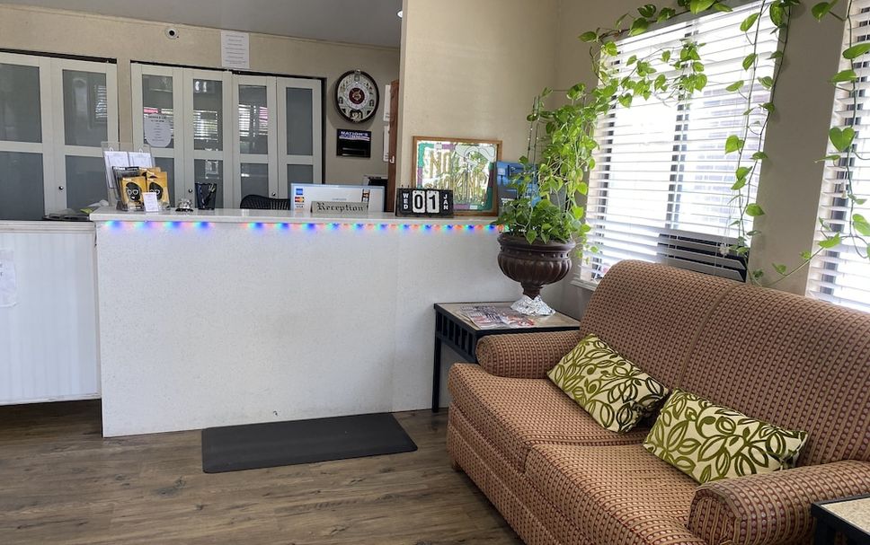 Front desk Photo