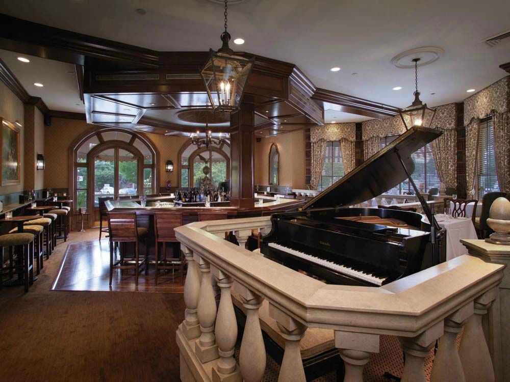 Banquet hall