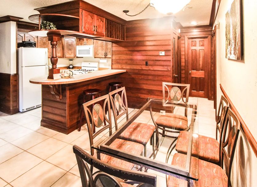Dining room Photo