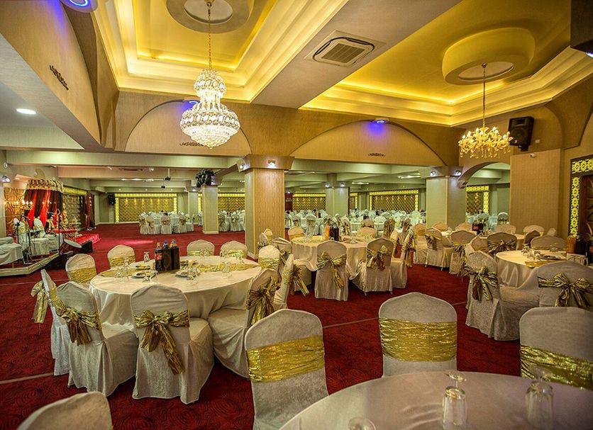 Banquet hall Photo