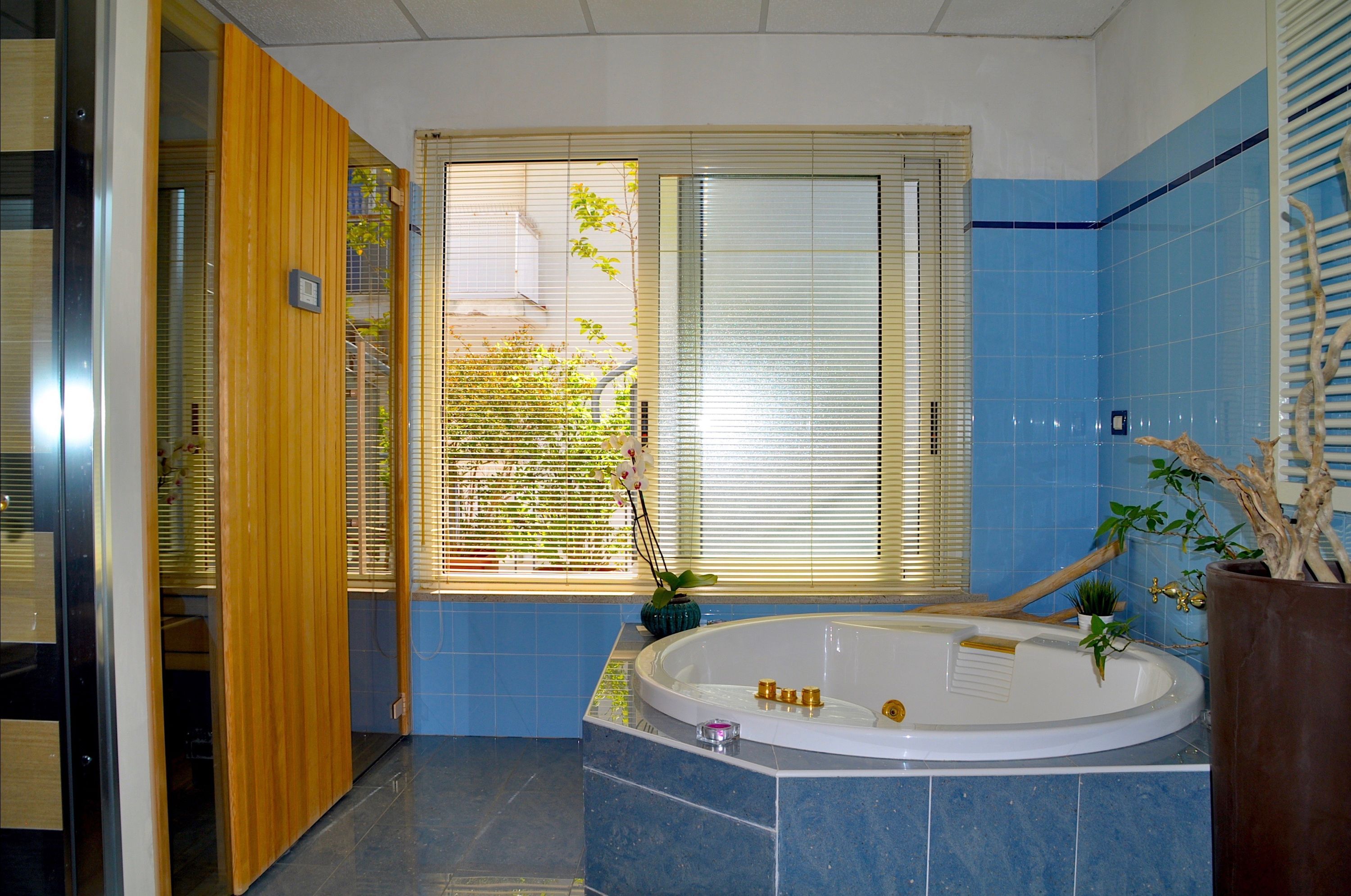 Hotel amenity