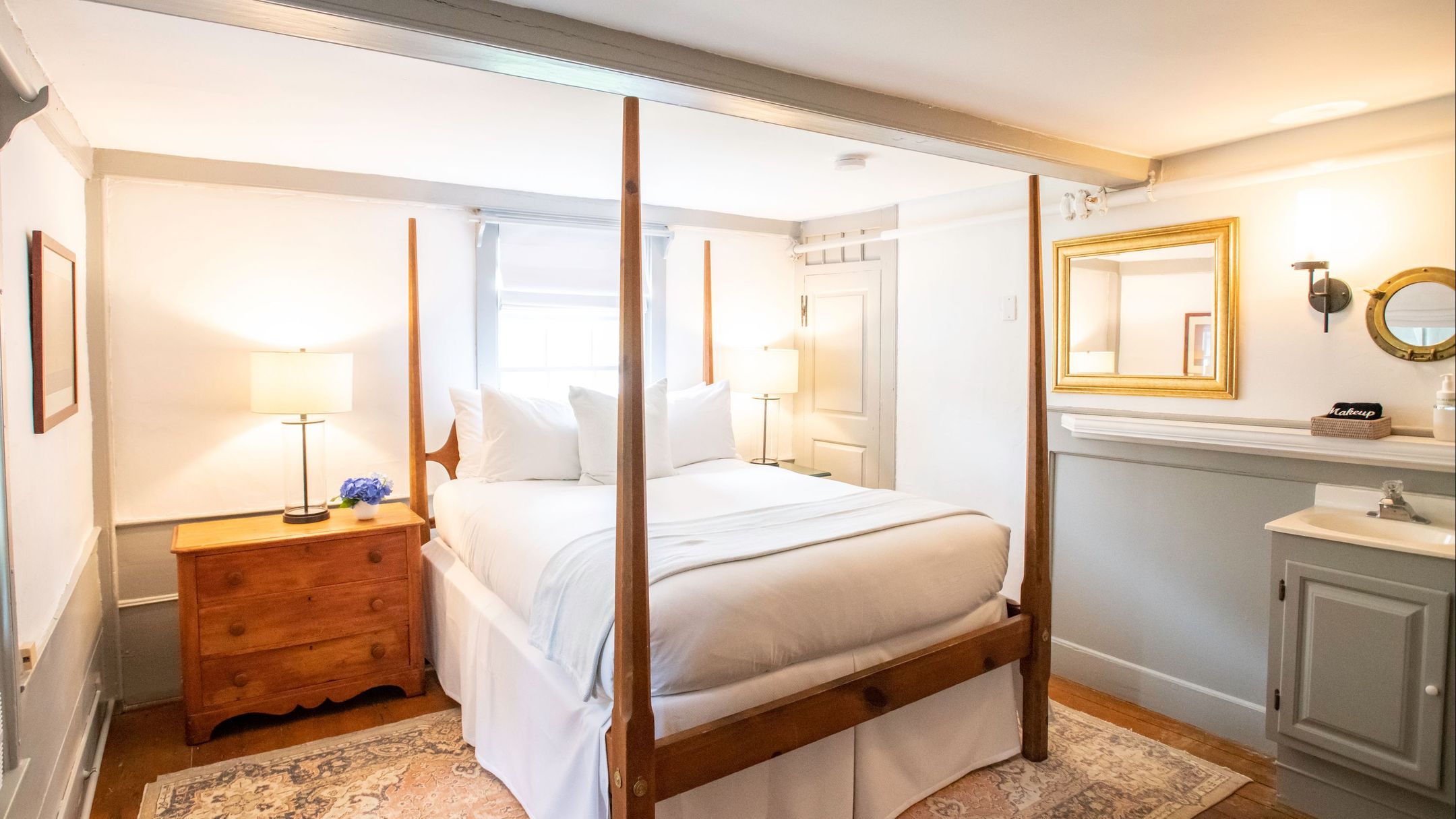 Anchor Inn, Nantucket