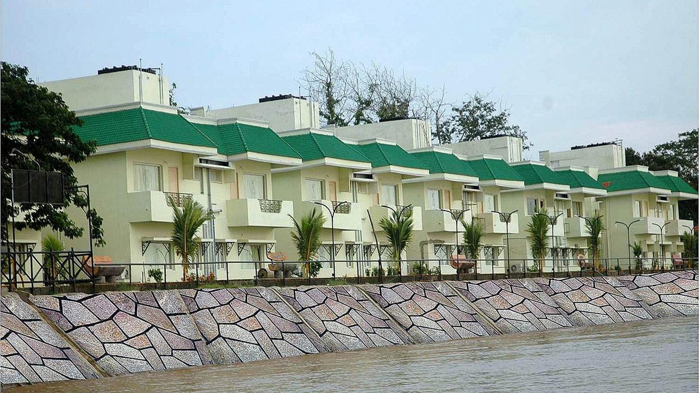 Hotel River Bay
