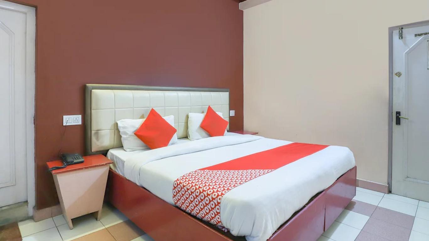 OYO 26599 Hotel Balaji Inn
