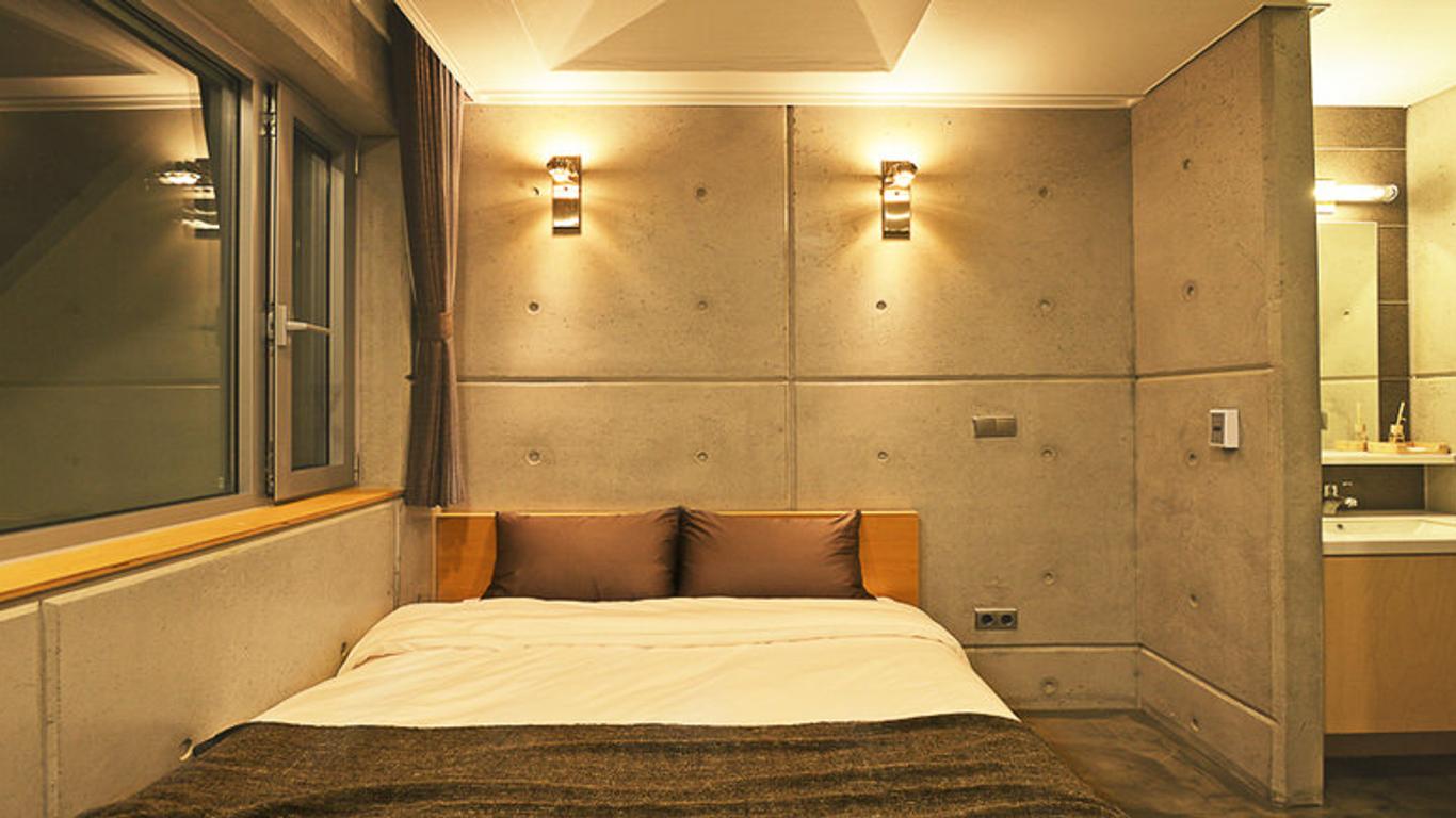 Gangneung Lechattree Pension (Couple, Private House, Spa)