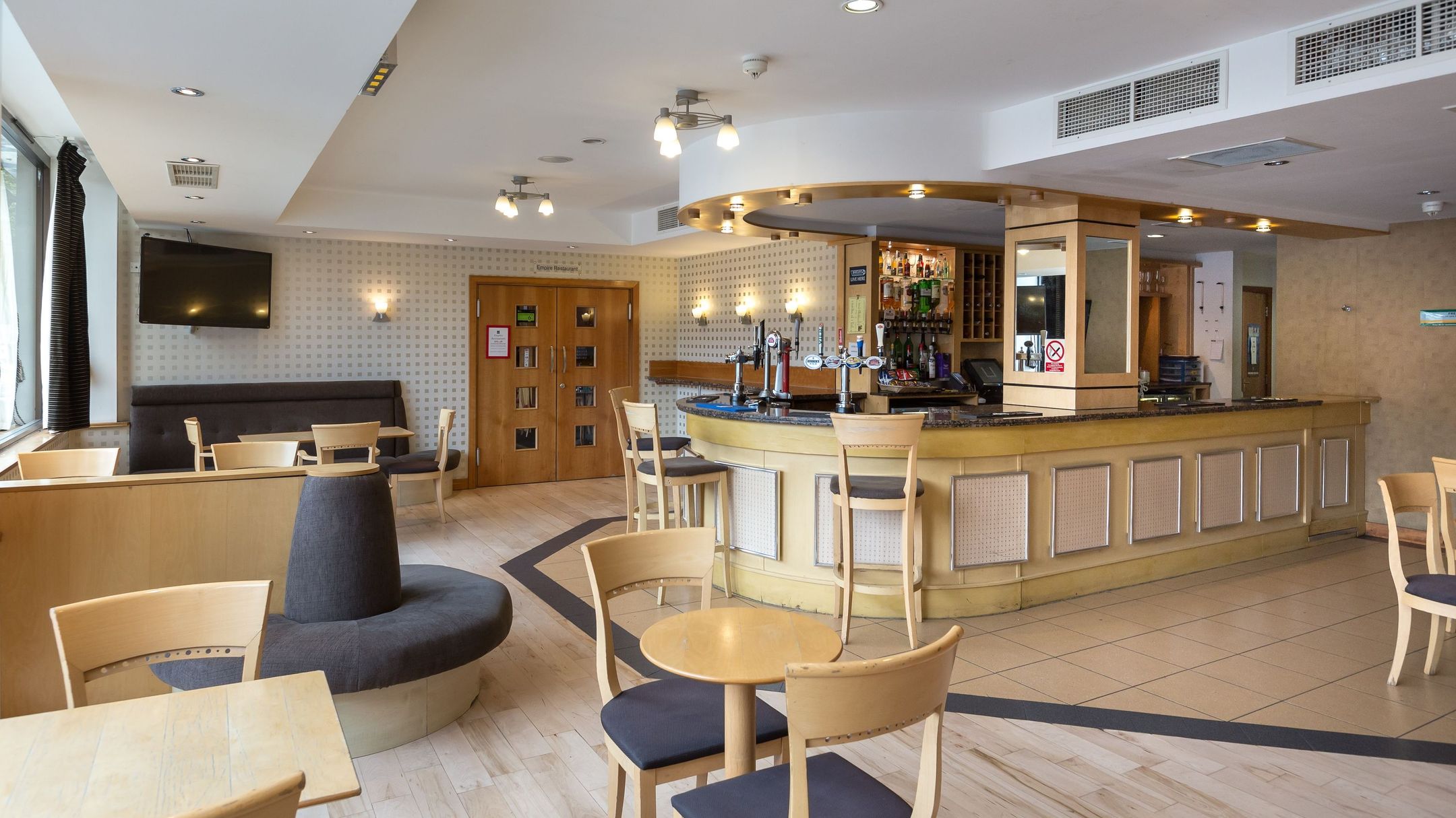 London Wembley International Hotel, Wembley, ENG, United Kingdom Compare Deals