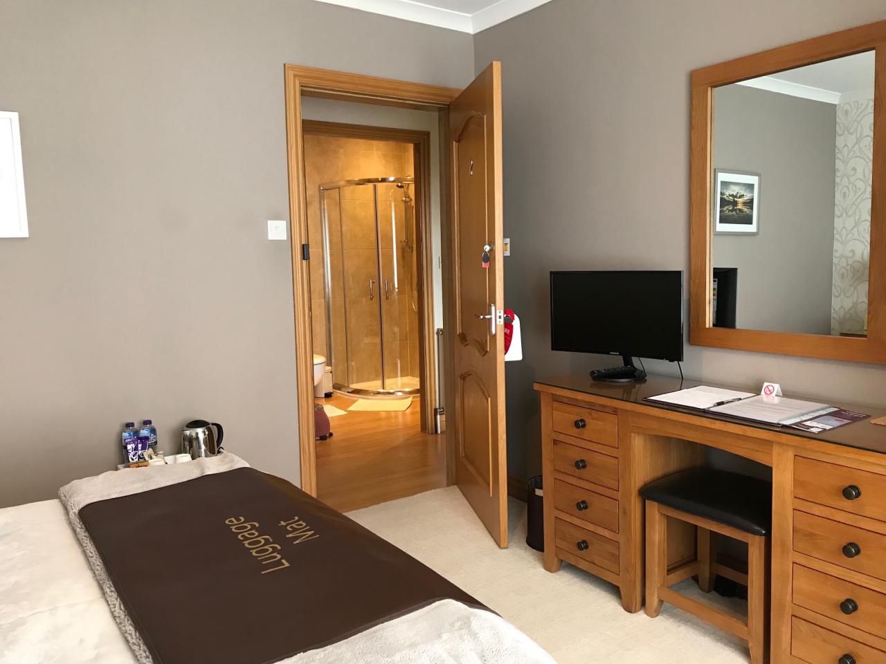Room amenity