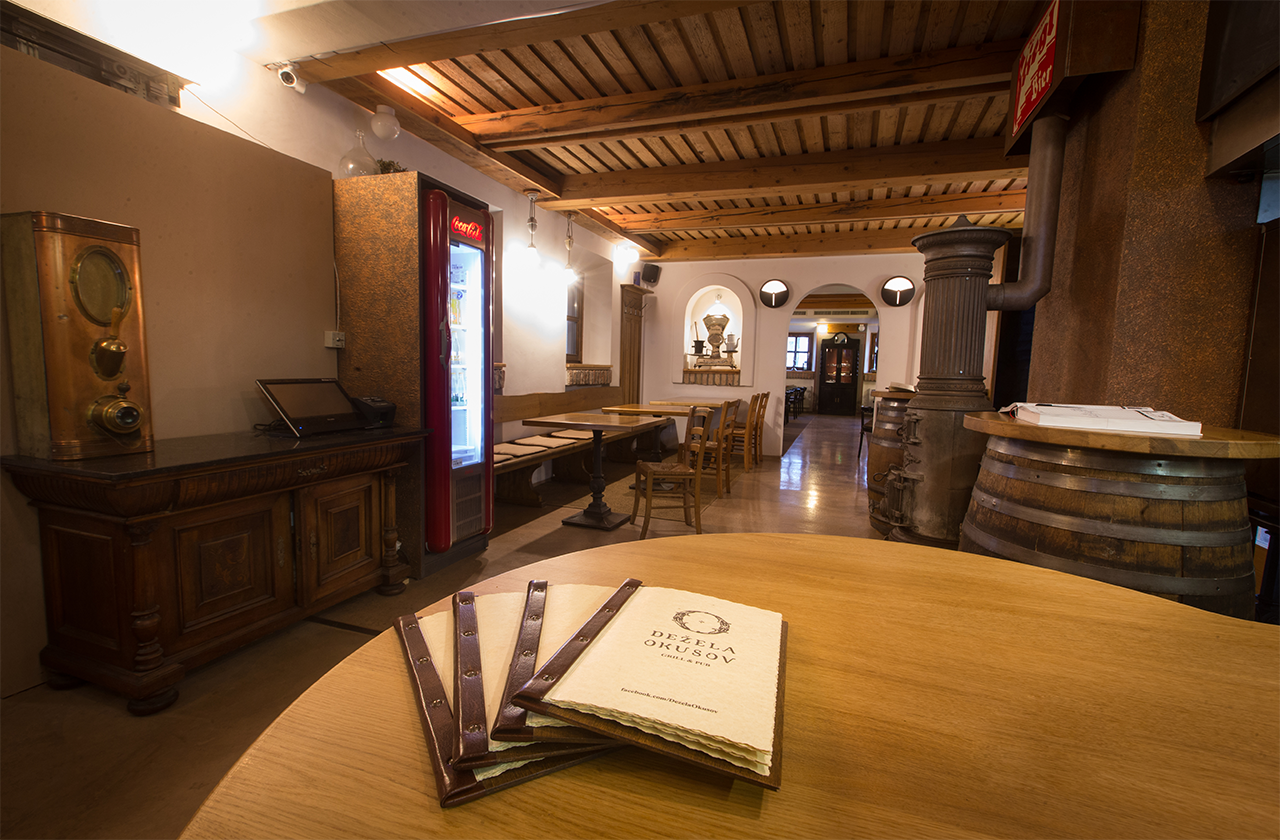 Restaurant Photo