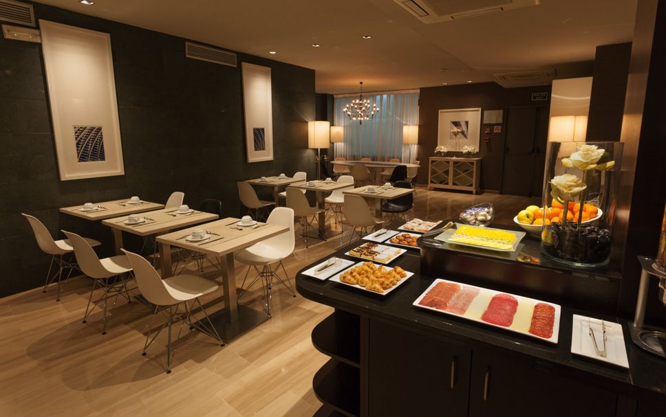 Buffet Photo