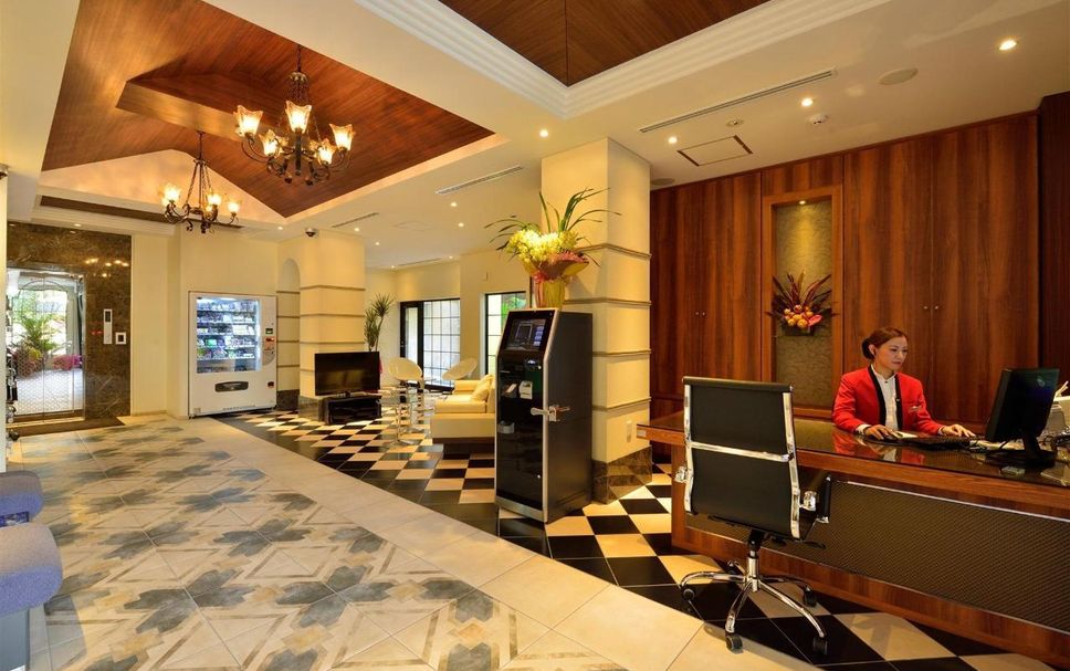 Front desk Photo