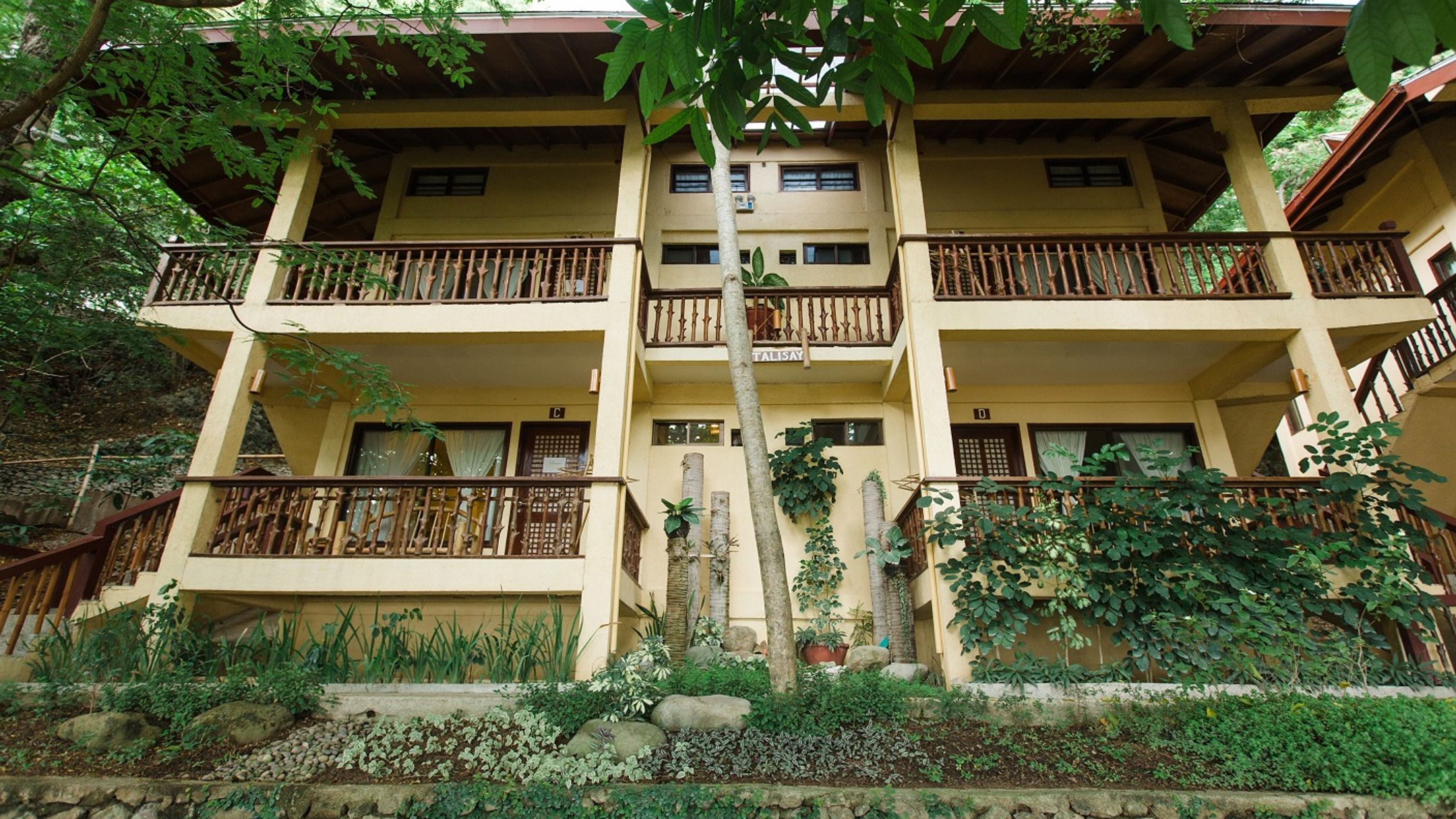 La Luz Beach Resort, Batangas, BTG, Philippines Compare Deals