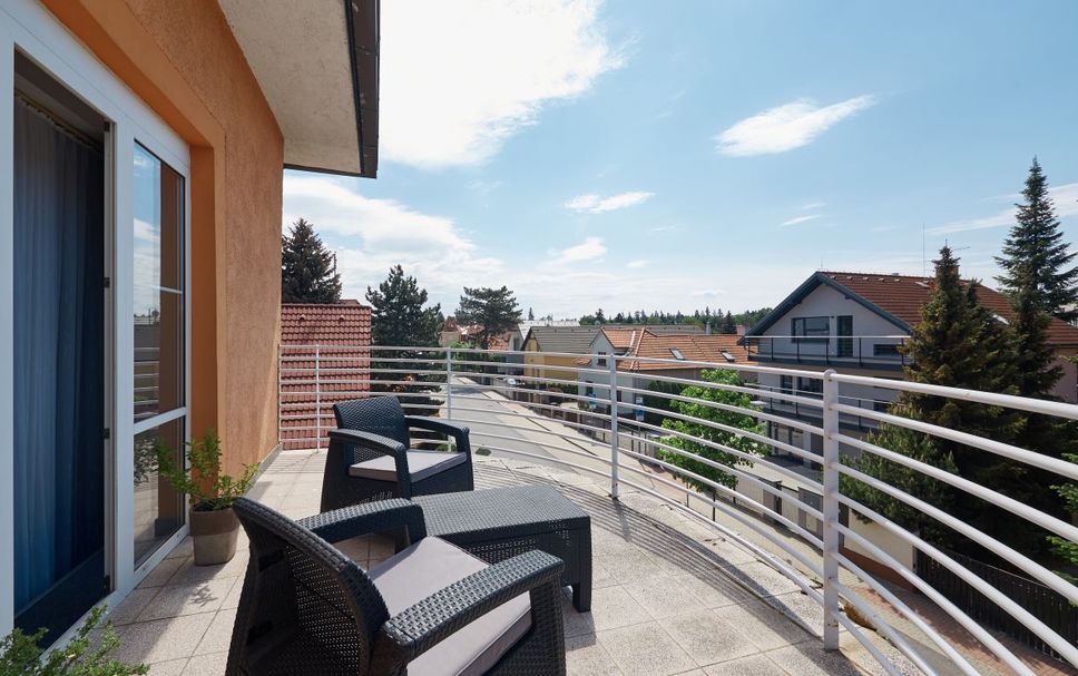 Balcony Photo