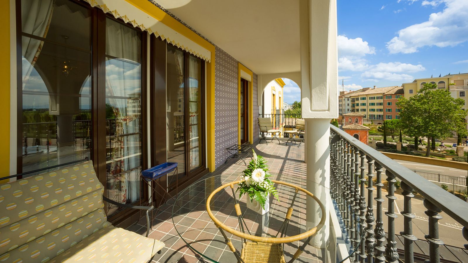 Balcony Photo