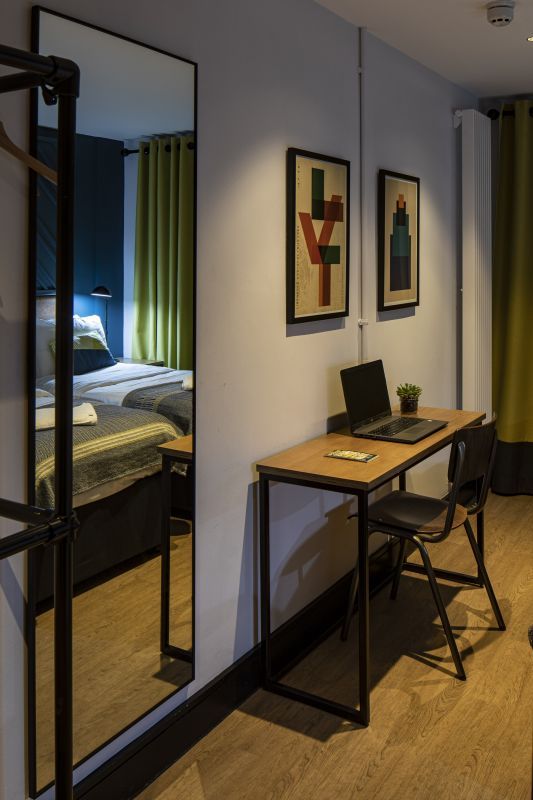 Room amenity