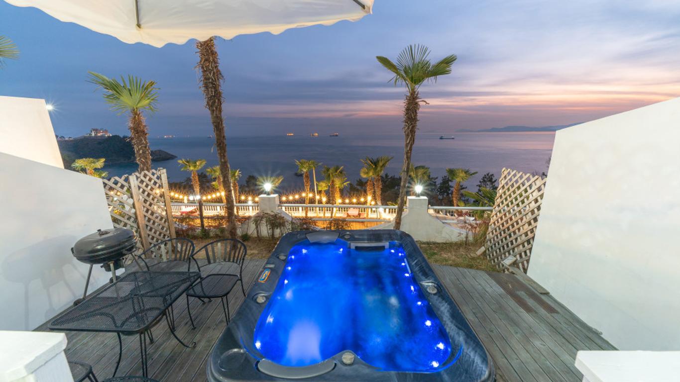 Marinepia Namhae Resort Pension