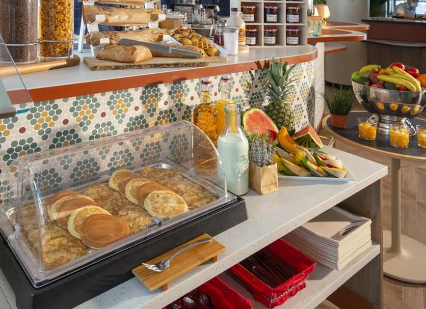 Buffet Photo