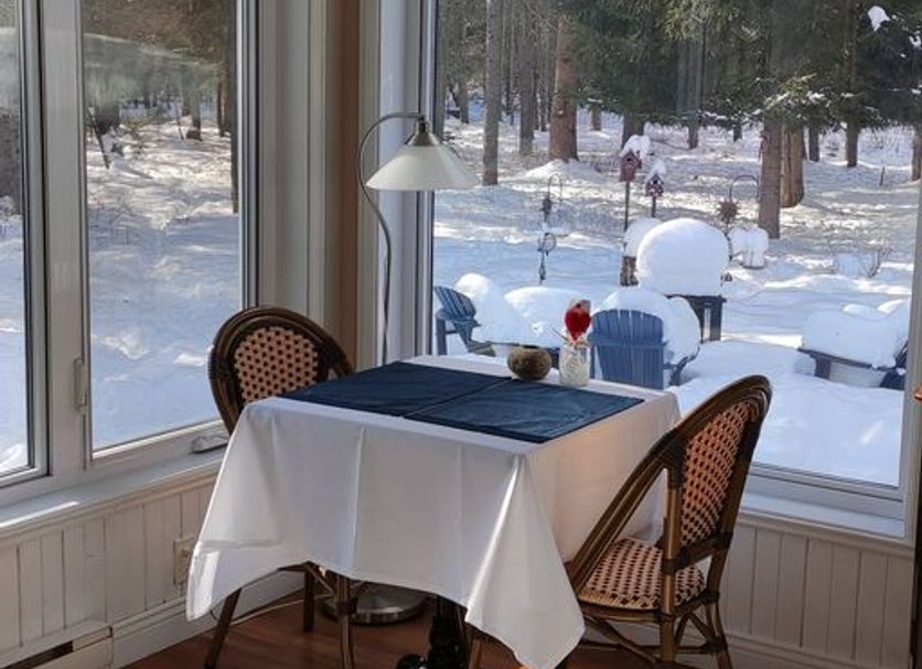 Dining room Photo