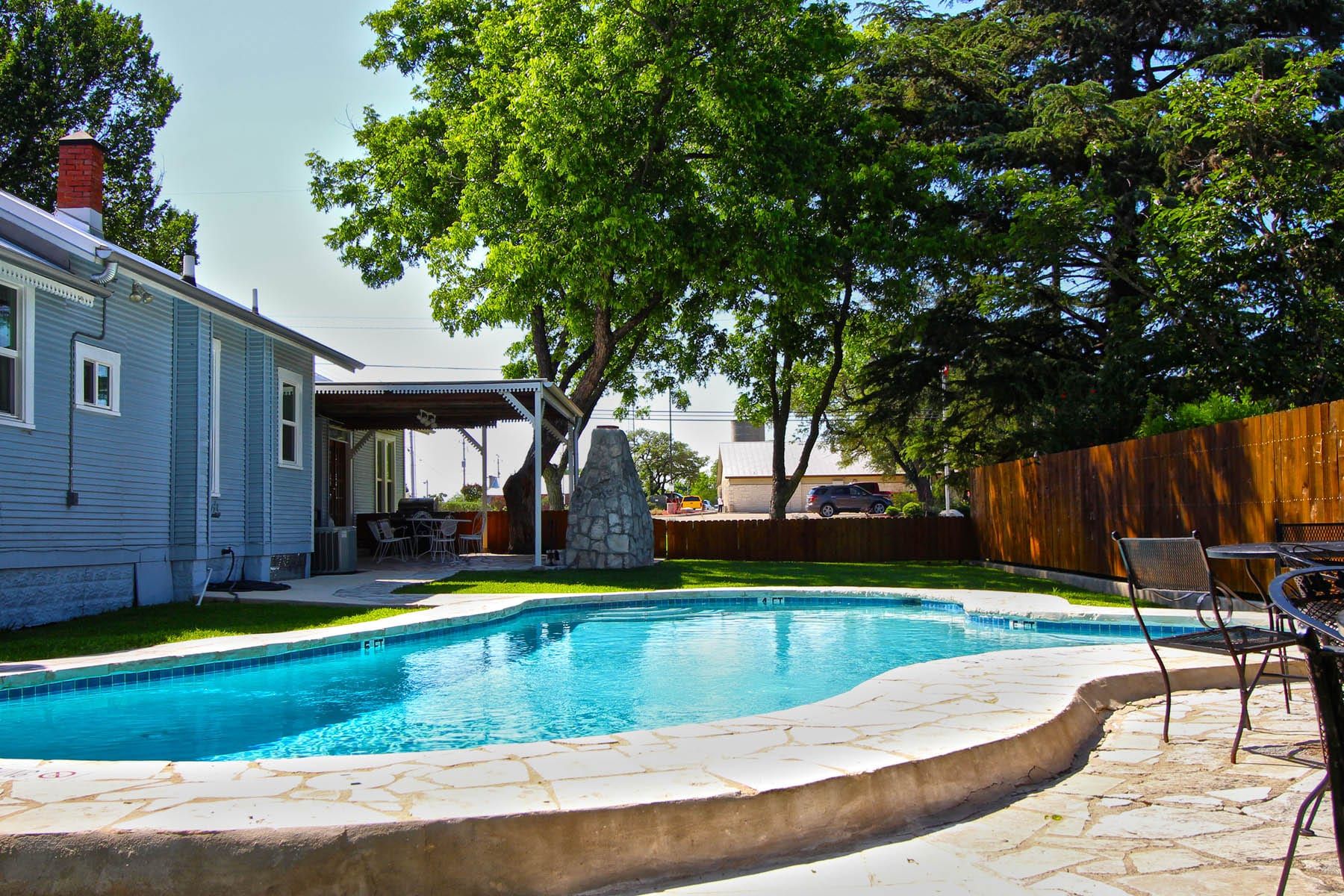 Pool