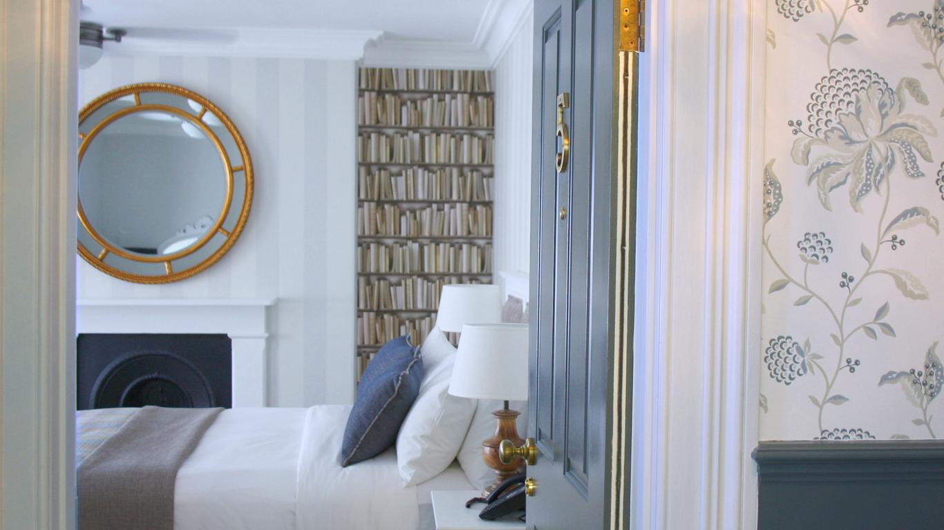 The Clerk & Well Pub & Rooms