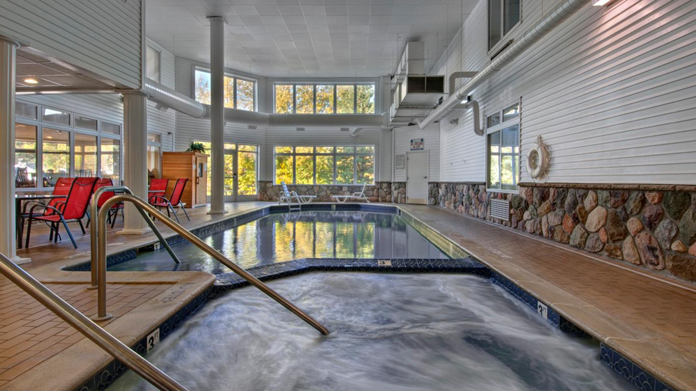 Cherry Tree Inn and Suites
