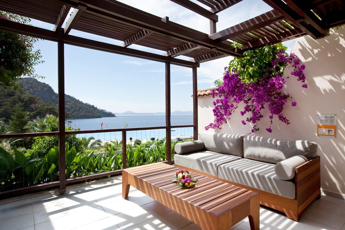 Balcony Photo