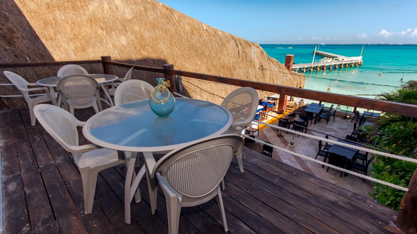 La Palma Beachfront Hotel & Club Nautico