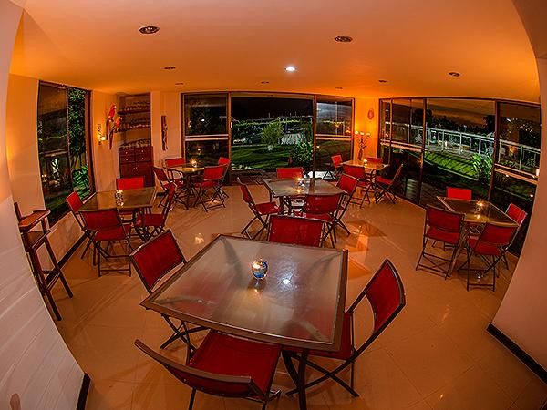 Dining room Photo