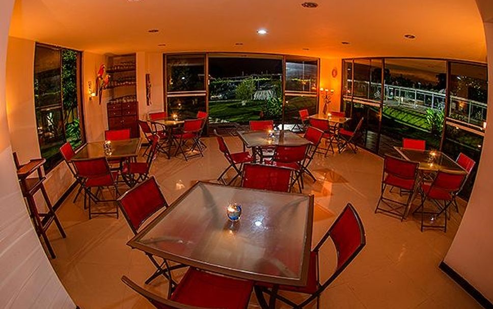 Dining room Photo