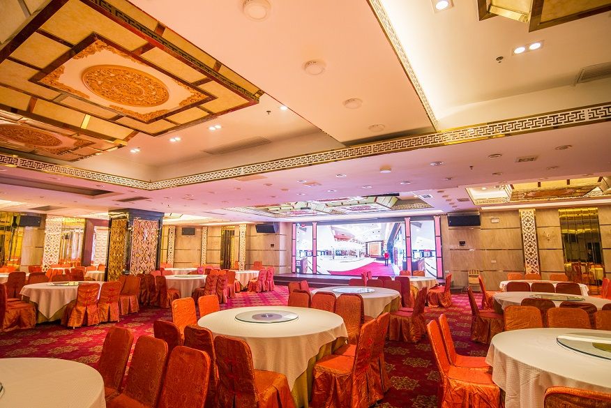 Banquet hall