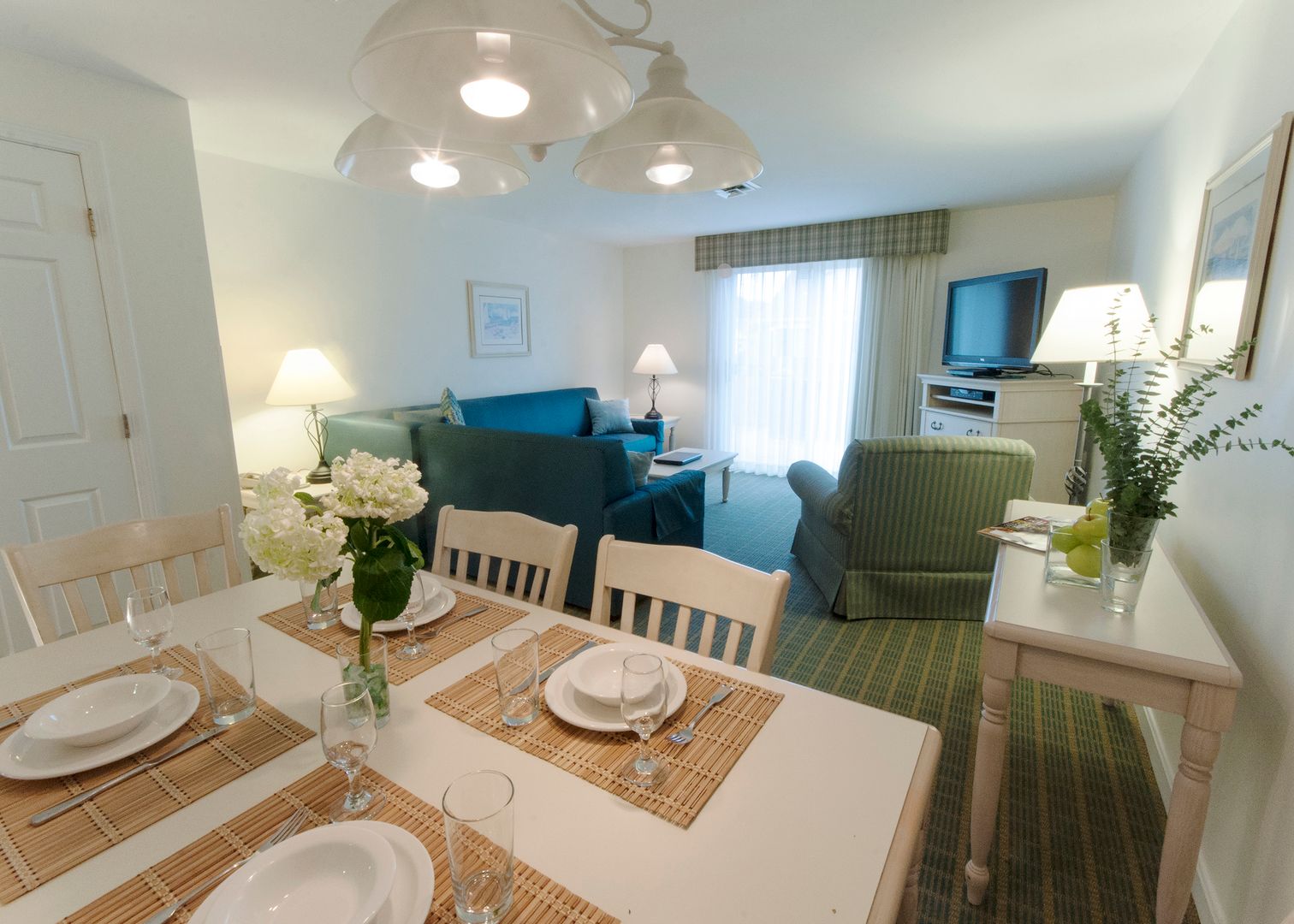 Dining room Photo