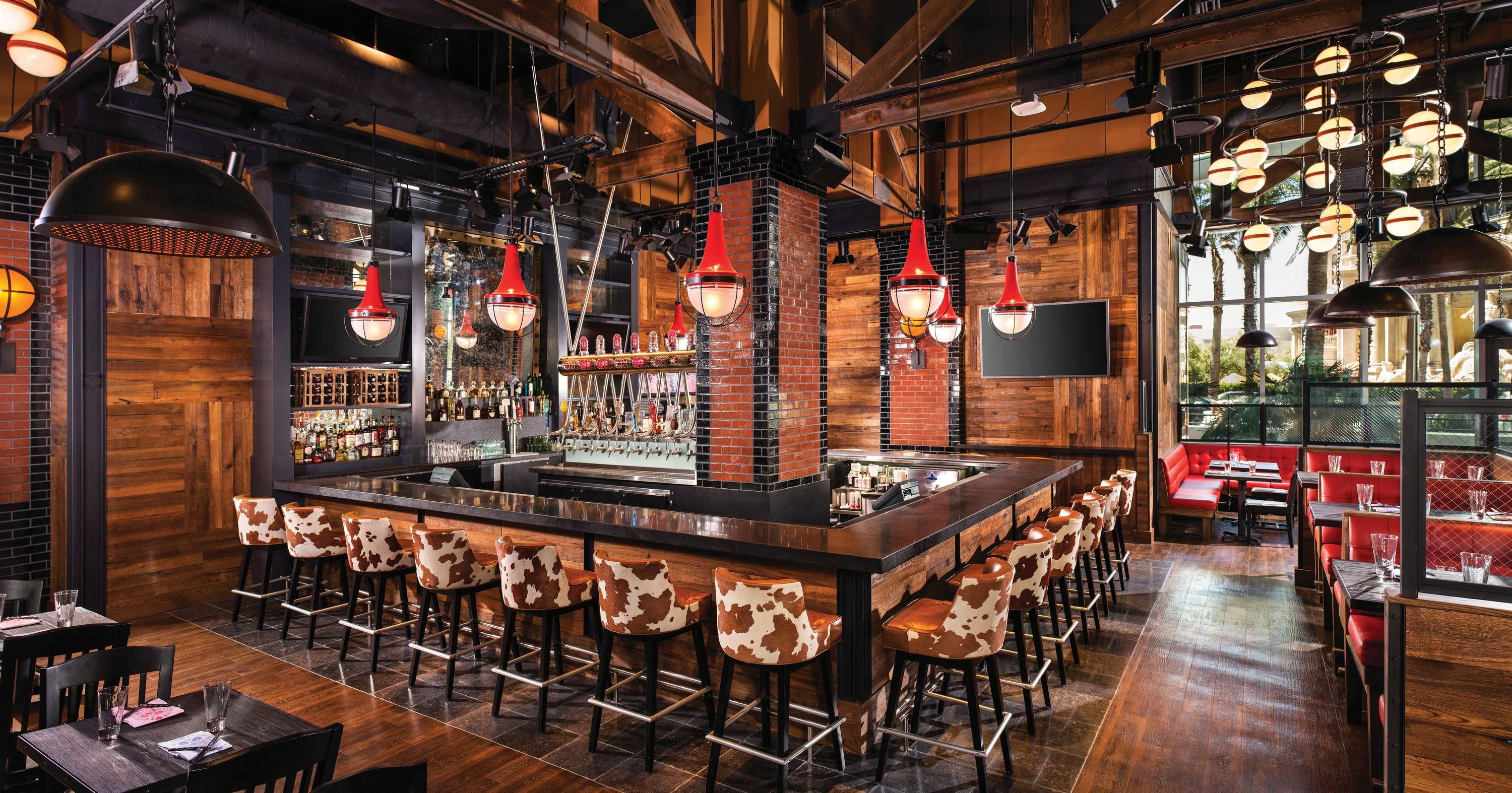 Bar Photo