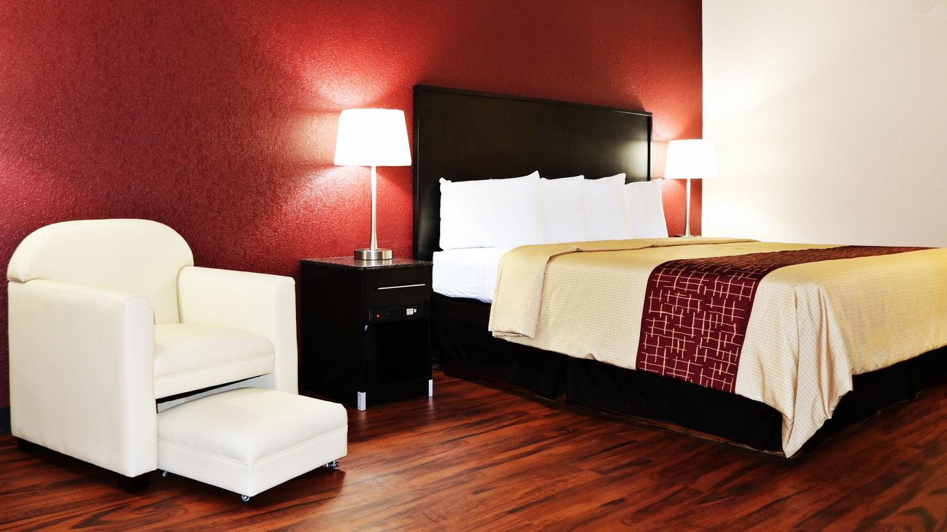 Red Roof Inn & Suites Cave City