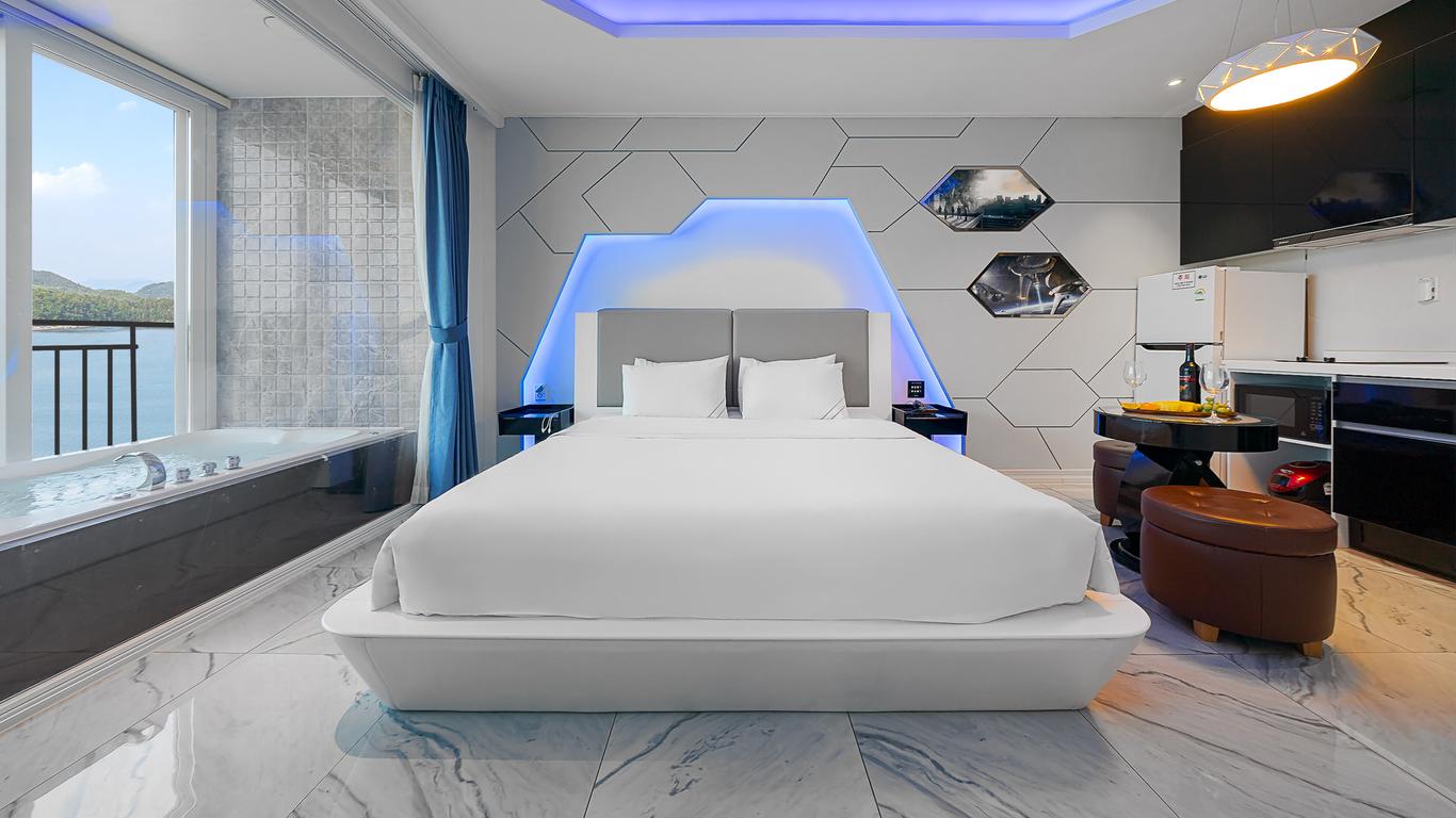 Yeosu Polaris Poolvilla