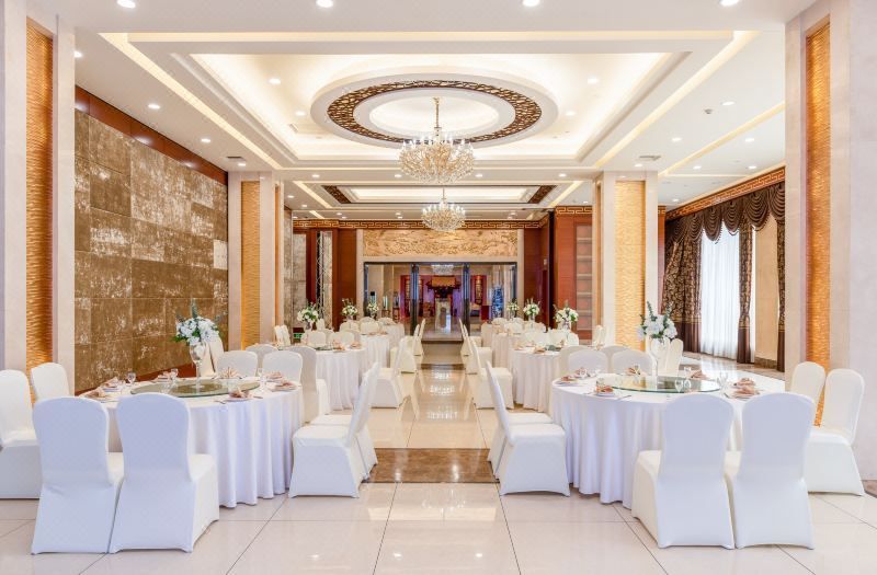 Banquet hall