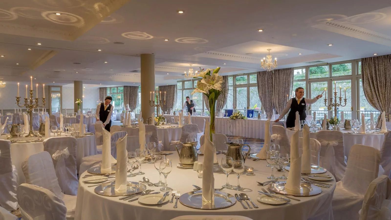 Banquet hall