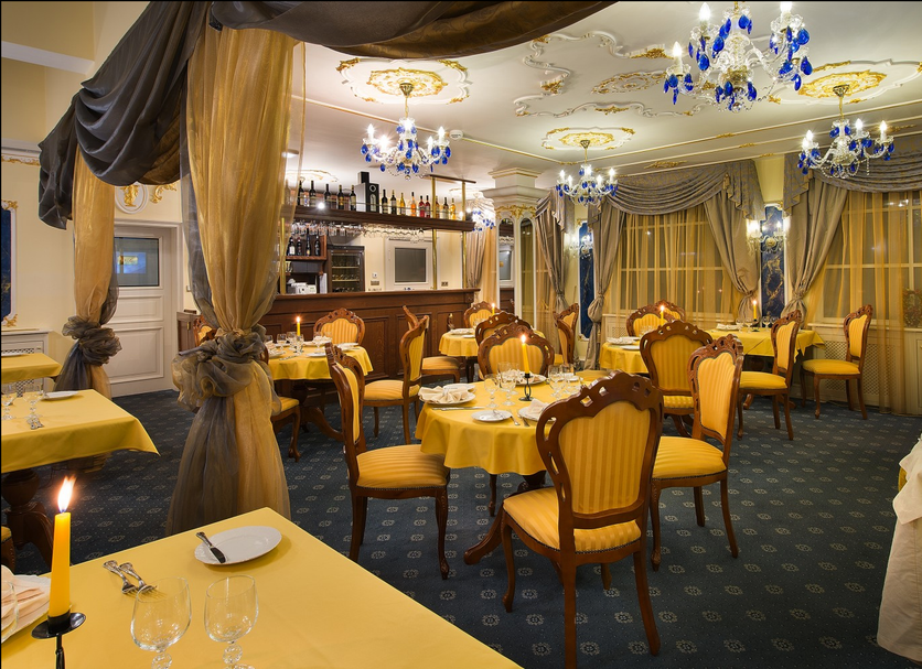 Restaurant Photo