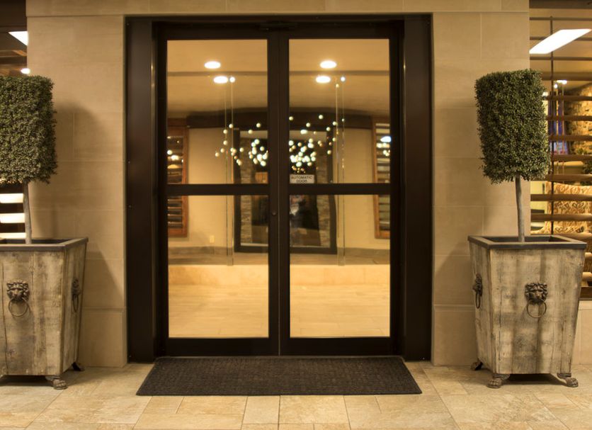 Hotel Entrance Photo