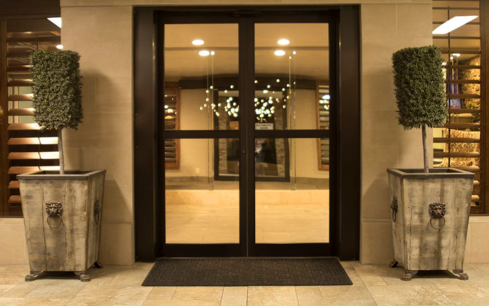 Hotel Entrance Photo